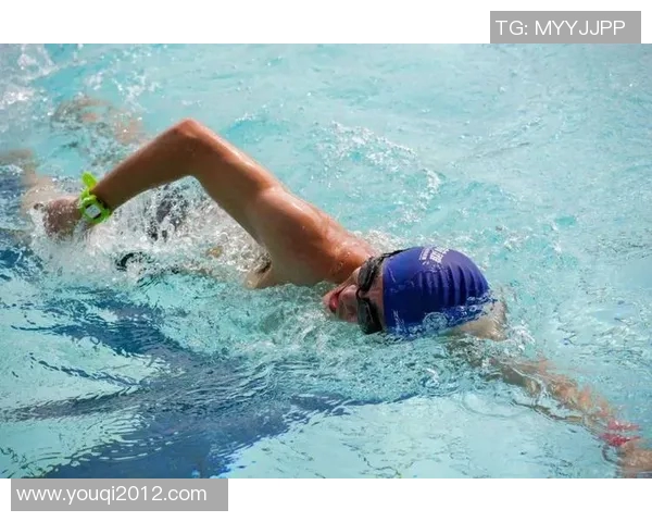 游泳对健康的多重益处及其对身体各系统的积极影响解析